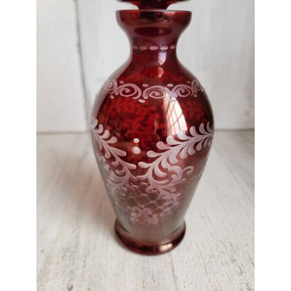 Egermann ruby red cut glass decanter grape leaf‎ home decor figure - Picture 5 of 11